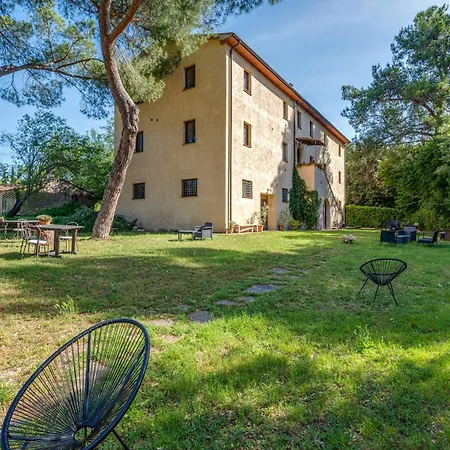 Lupo Vecchio Farm stay *