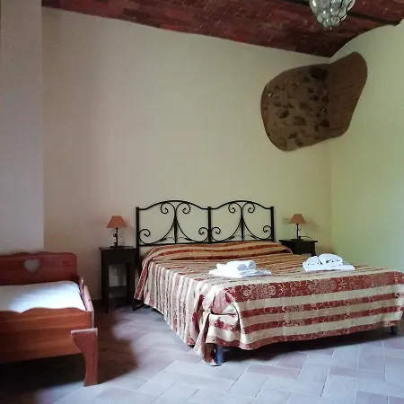 Lupo Vecchio Feriegård Grosseto