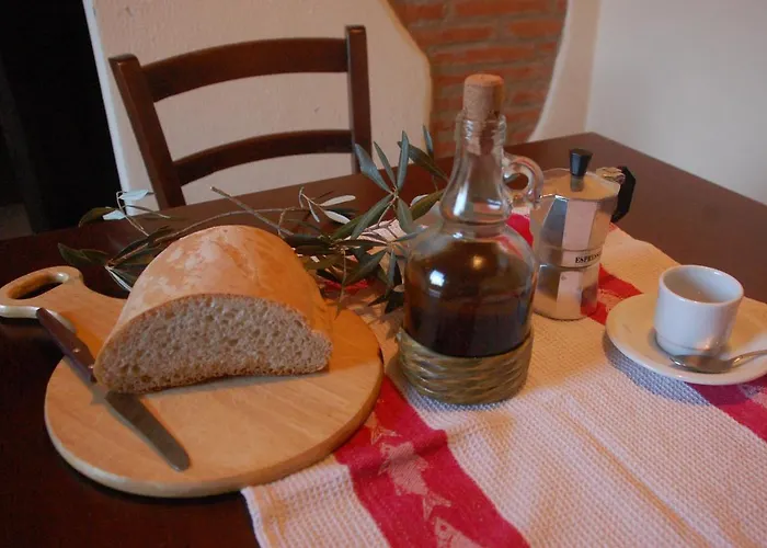 مزرعة للإقامة Lupo Vecchio *